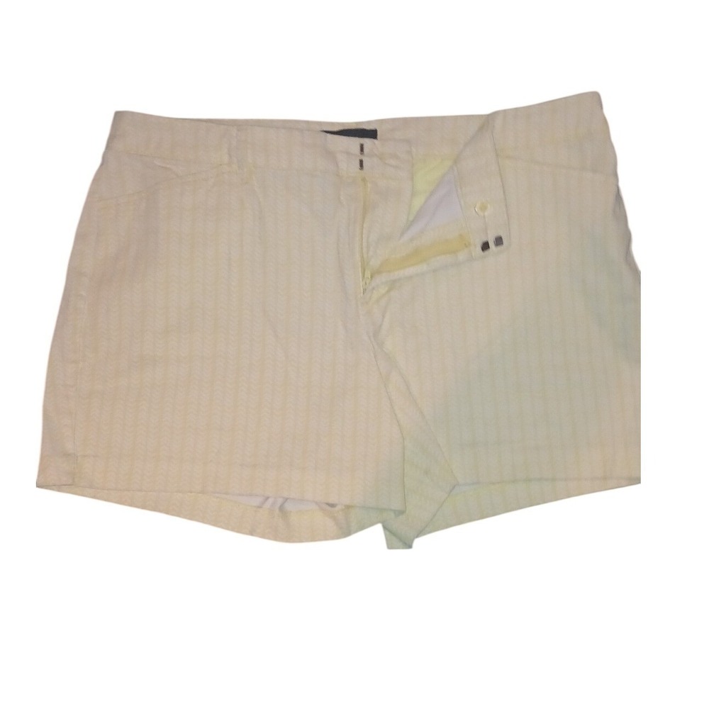 Attention Shorts Womens 12 Yellow Chevron Zig Zag Pattern Preppy Coastal